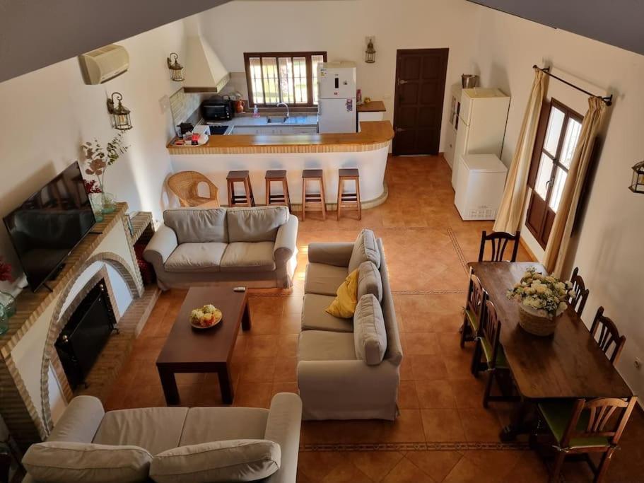 Finca Campo Alegre Villa Utrera Eksteriør billede